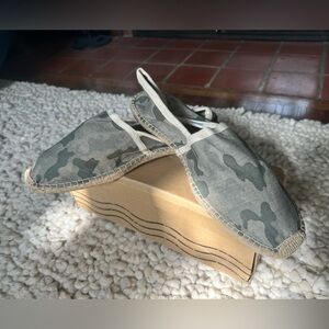 Mens Soludos Espadrilles-in Camo- a Summer essential size 12